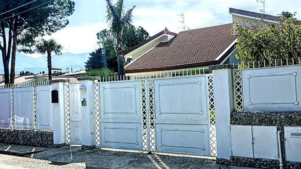 Villa Ginevra 몬델로 외부 사진